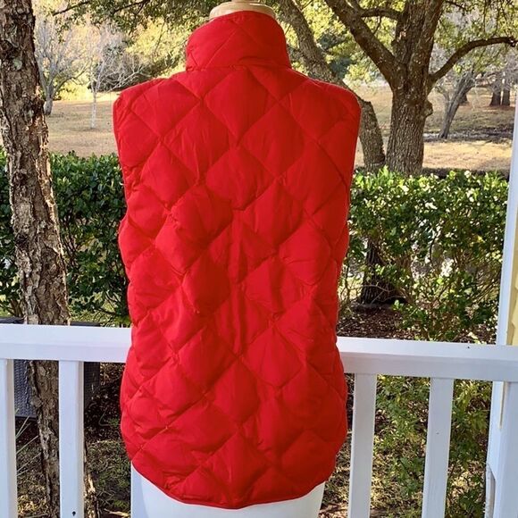Woolrich Down Duck Filled Quilted Vest - Picture 3 of 6